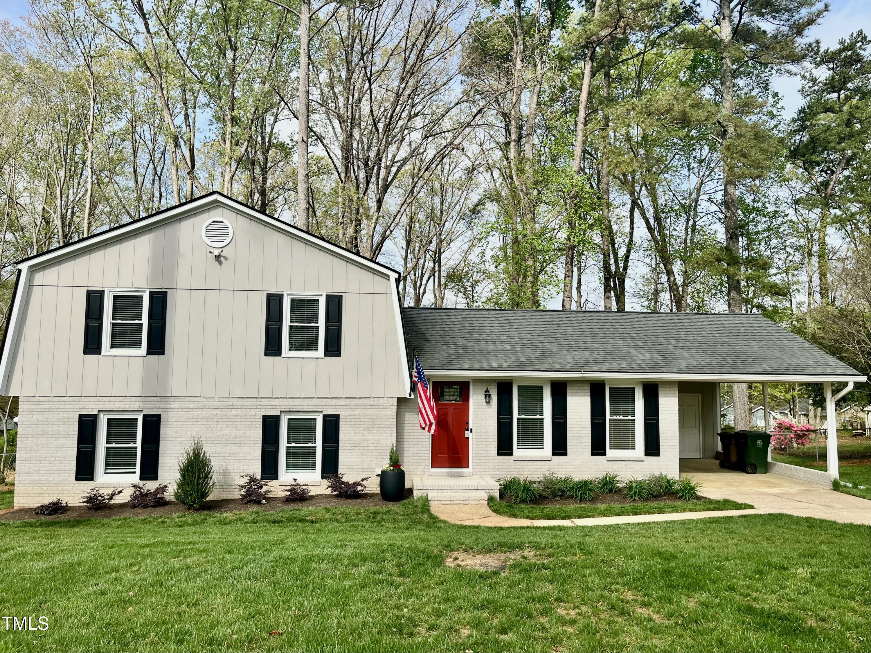 1100 Medlin Drive