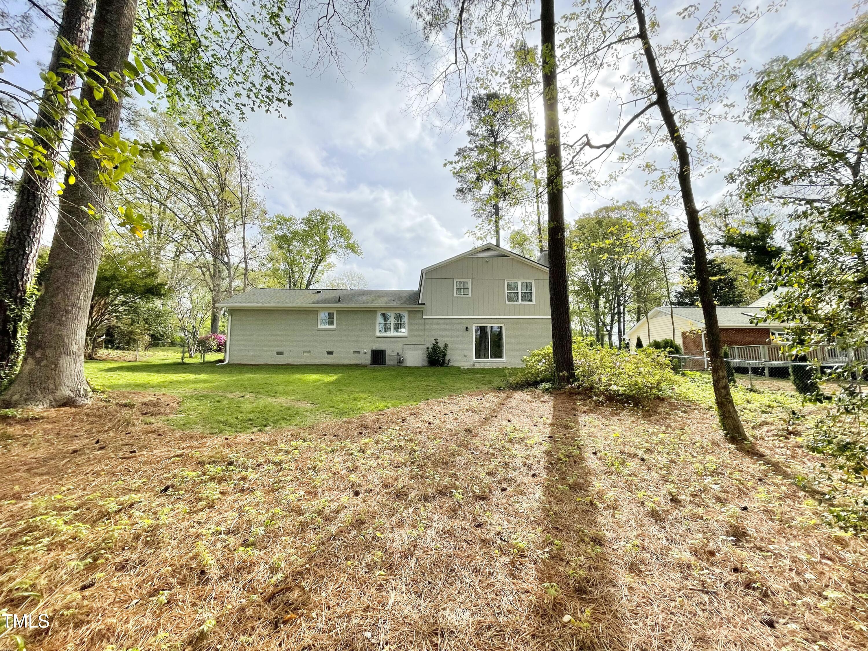 1100 Medlin Drive