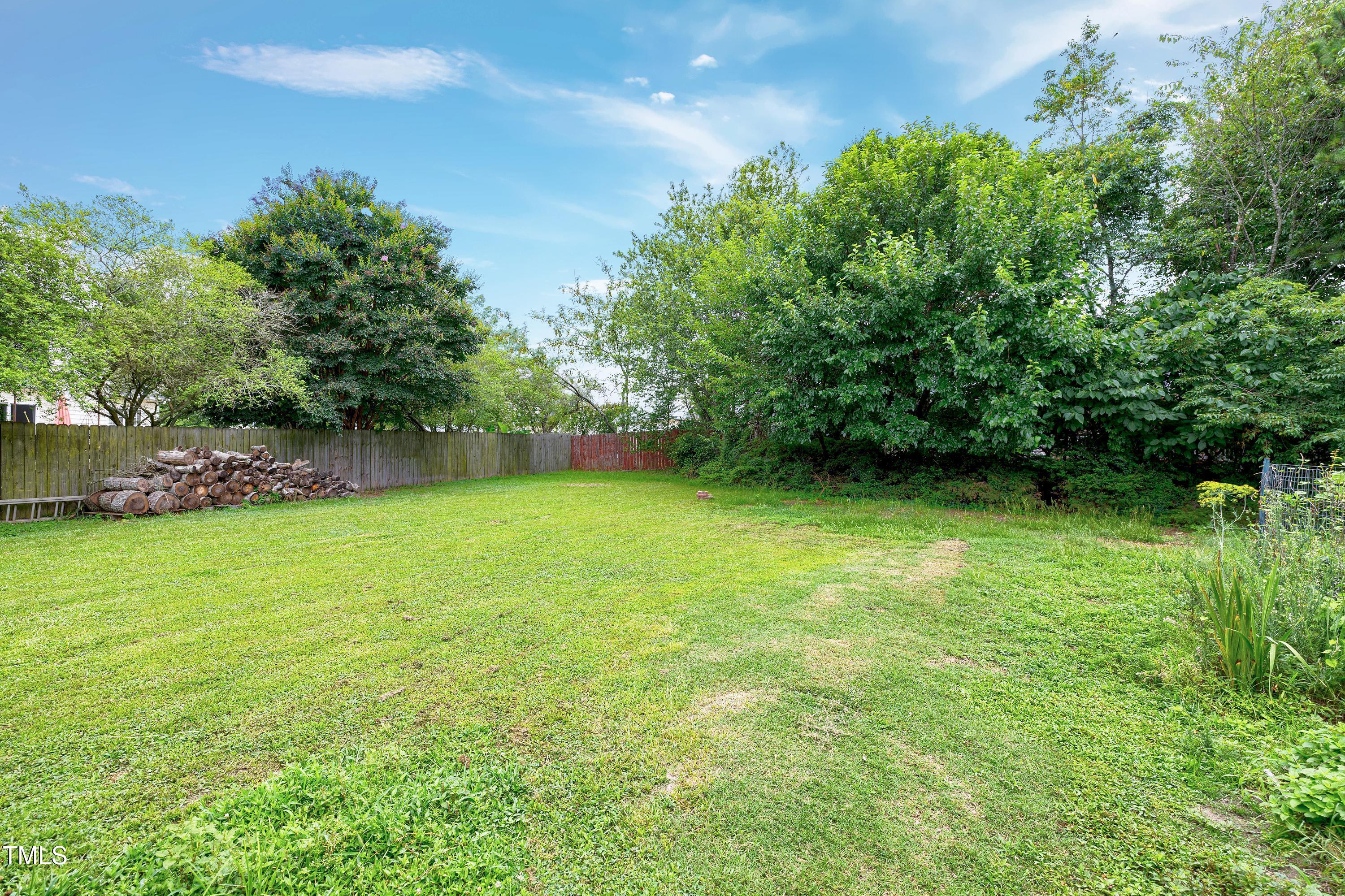 405 E Maple Avenue