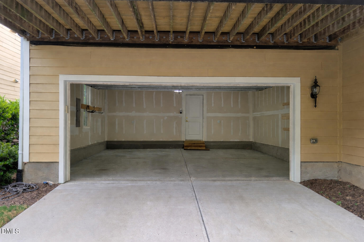 1007 Tender Drive