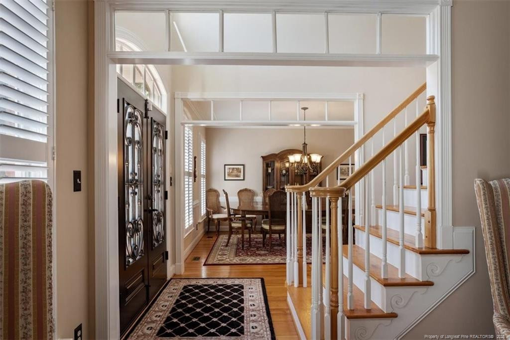 105 Royal Glen Drive