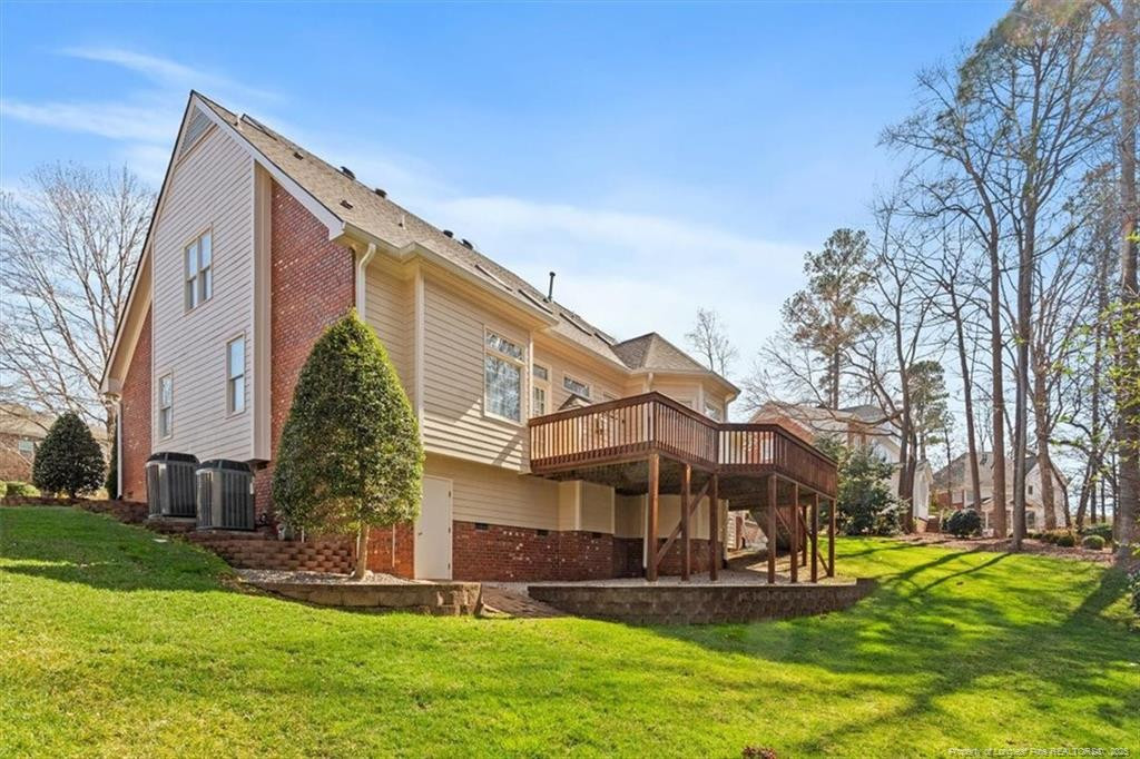 105 Royal Glen Drive