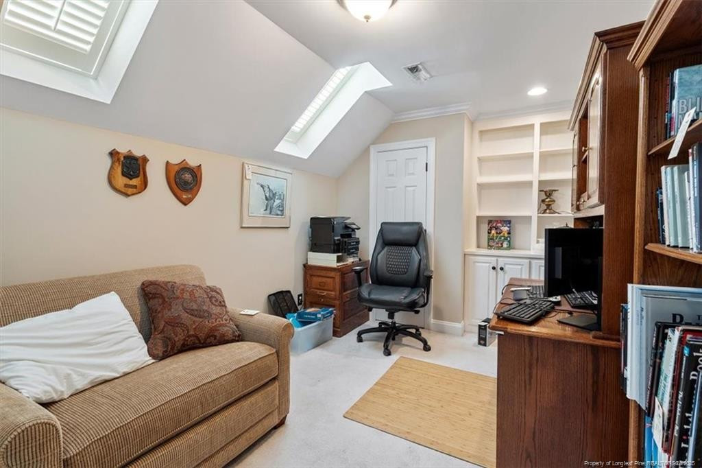 105 Royal Glen Drive