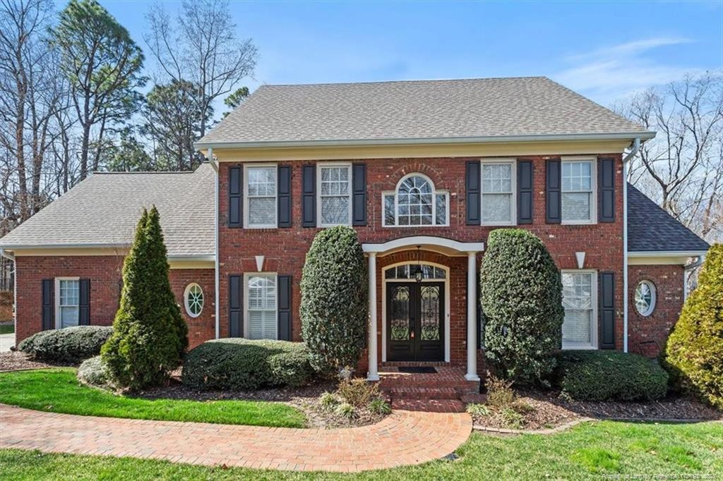 105 Royal Glen Drive