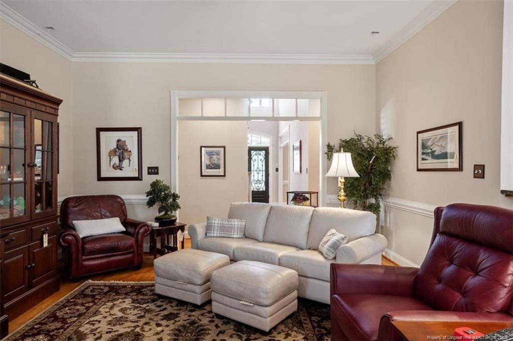 105 Royal Glen Drive
