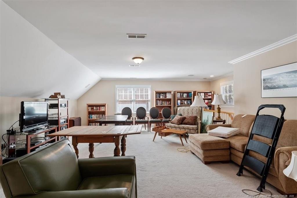 105 Royal Glen Drive