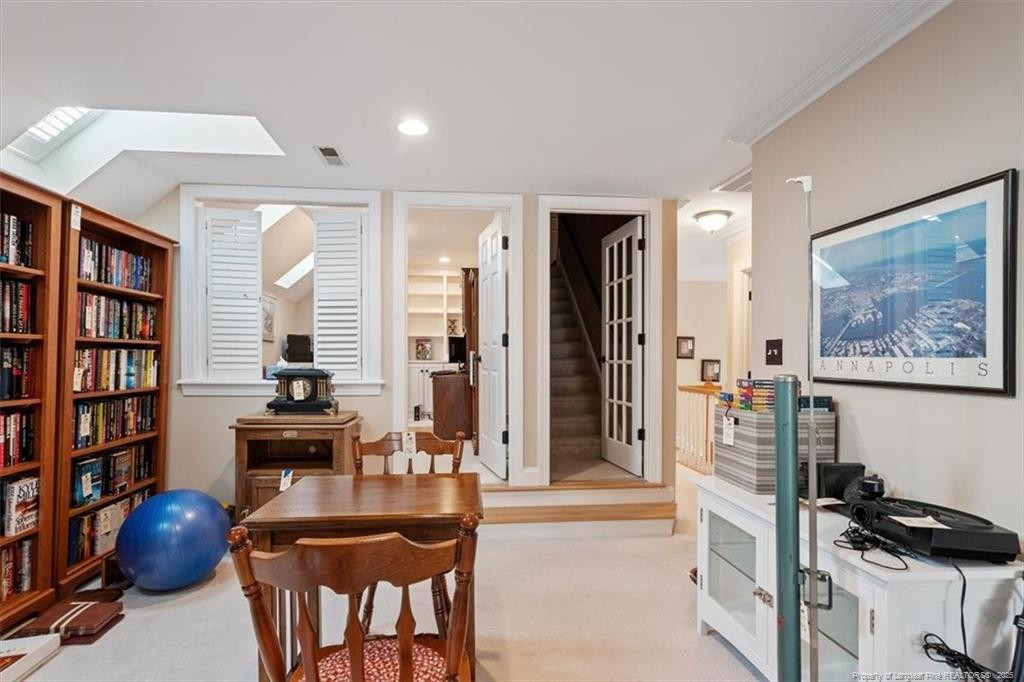105 Royal Glen Drive