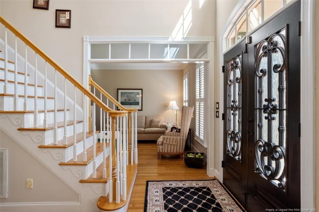 105 Royal Glen Drive