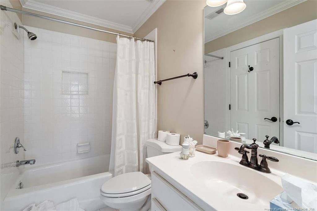 105 Royal Glen Drive