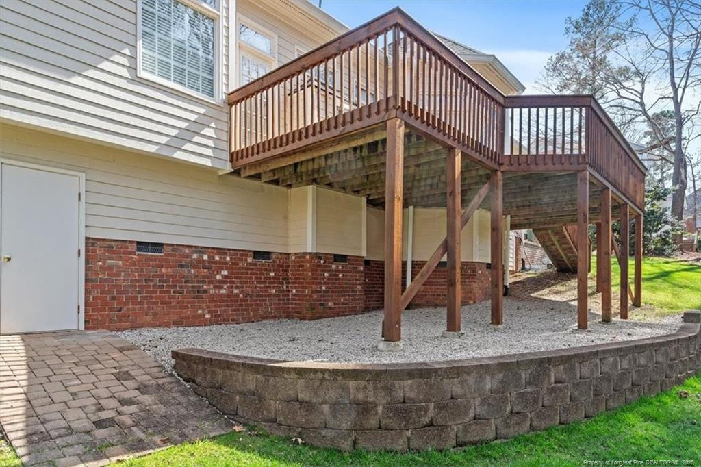 105 Royal Glen Drive