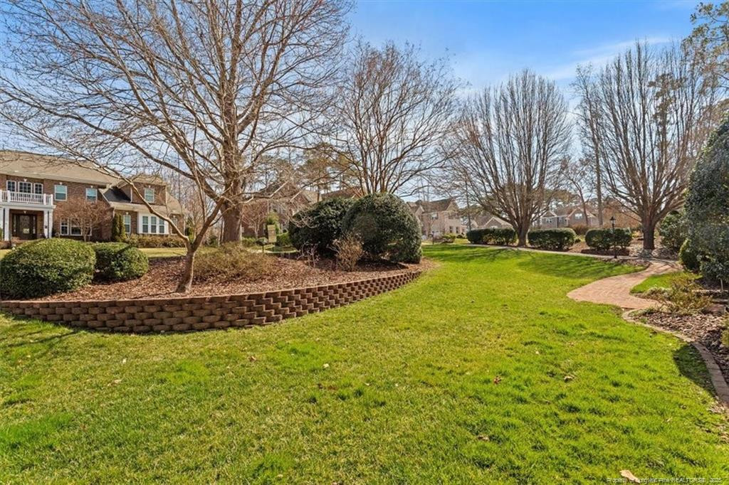 105 Royal Glen Drive