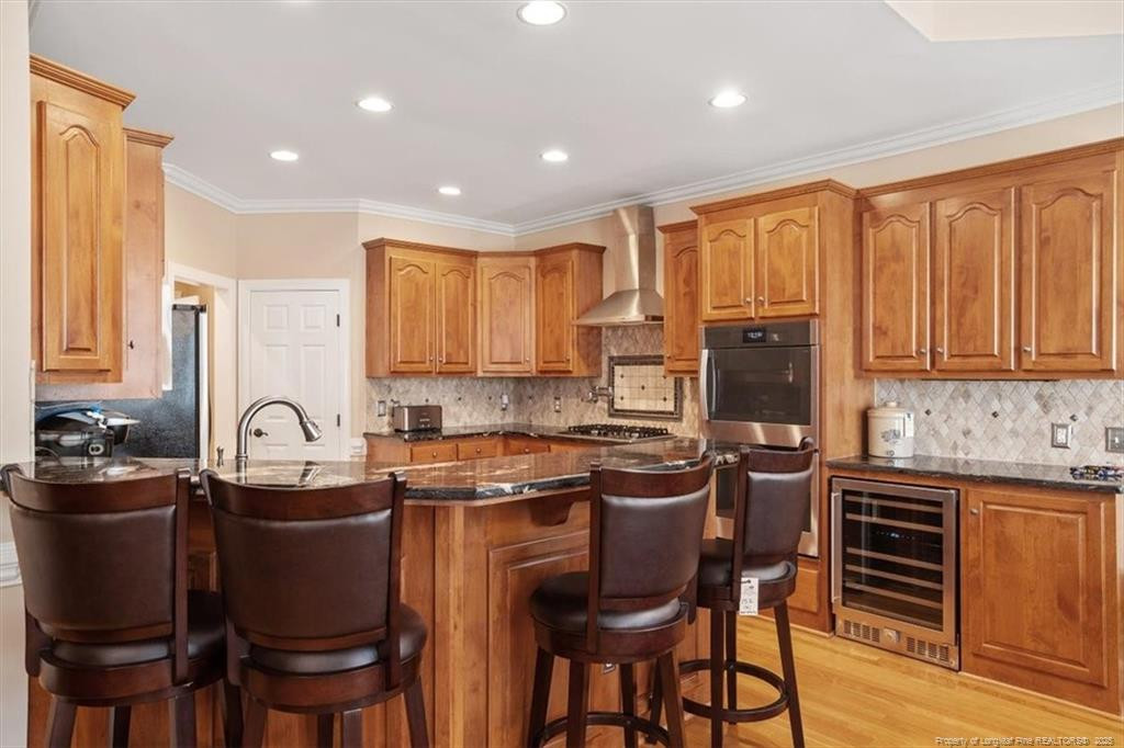 105 Royal Glen Drive