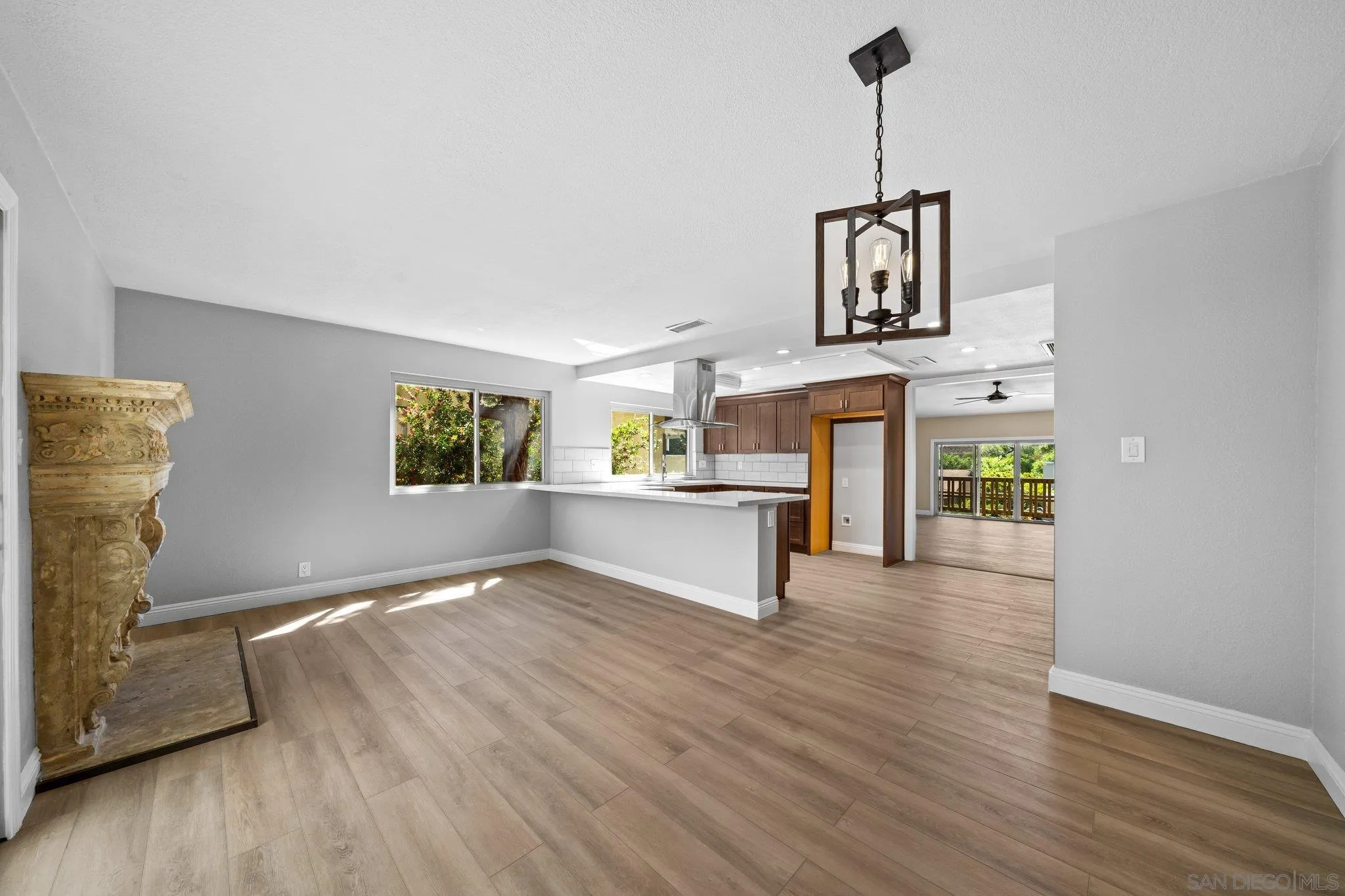 31241 Old River Rd