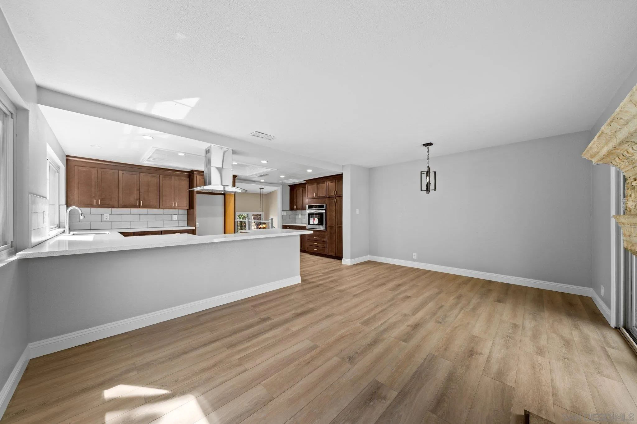 31241 Old River Rd
