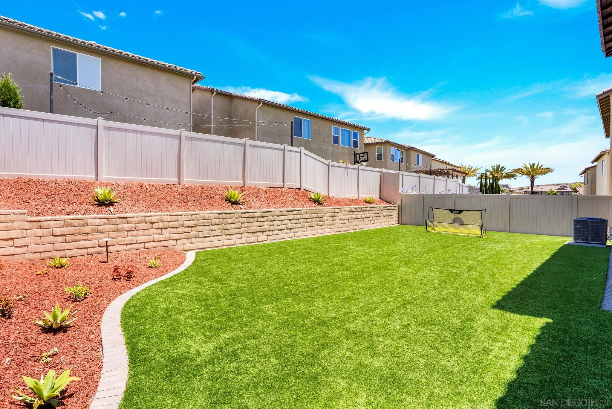 1833 Martinez Dr