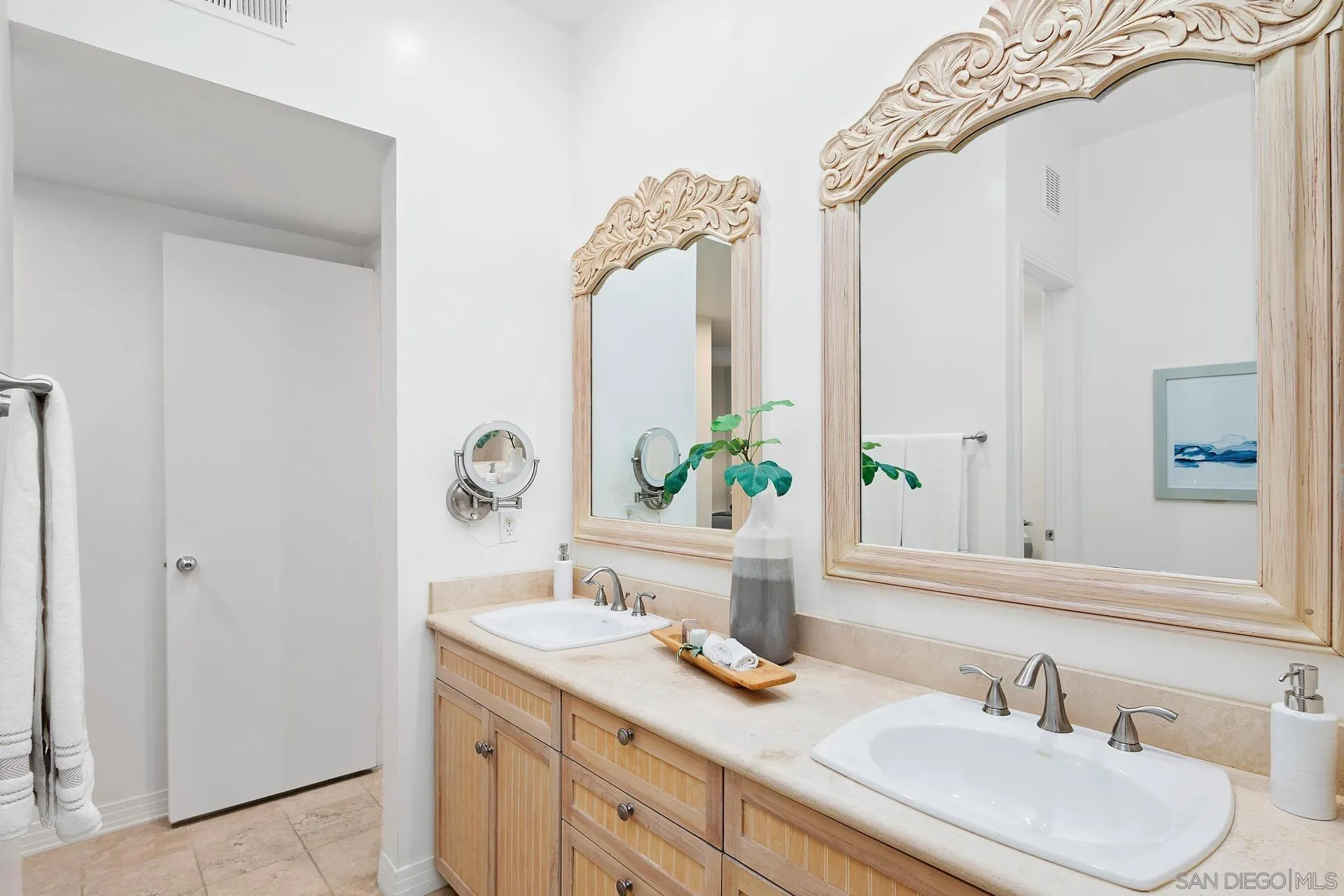 655 India St Unit 106