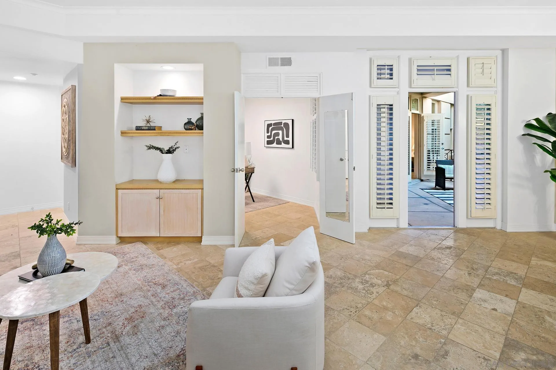 655 India St Unit 106