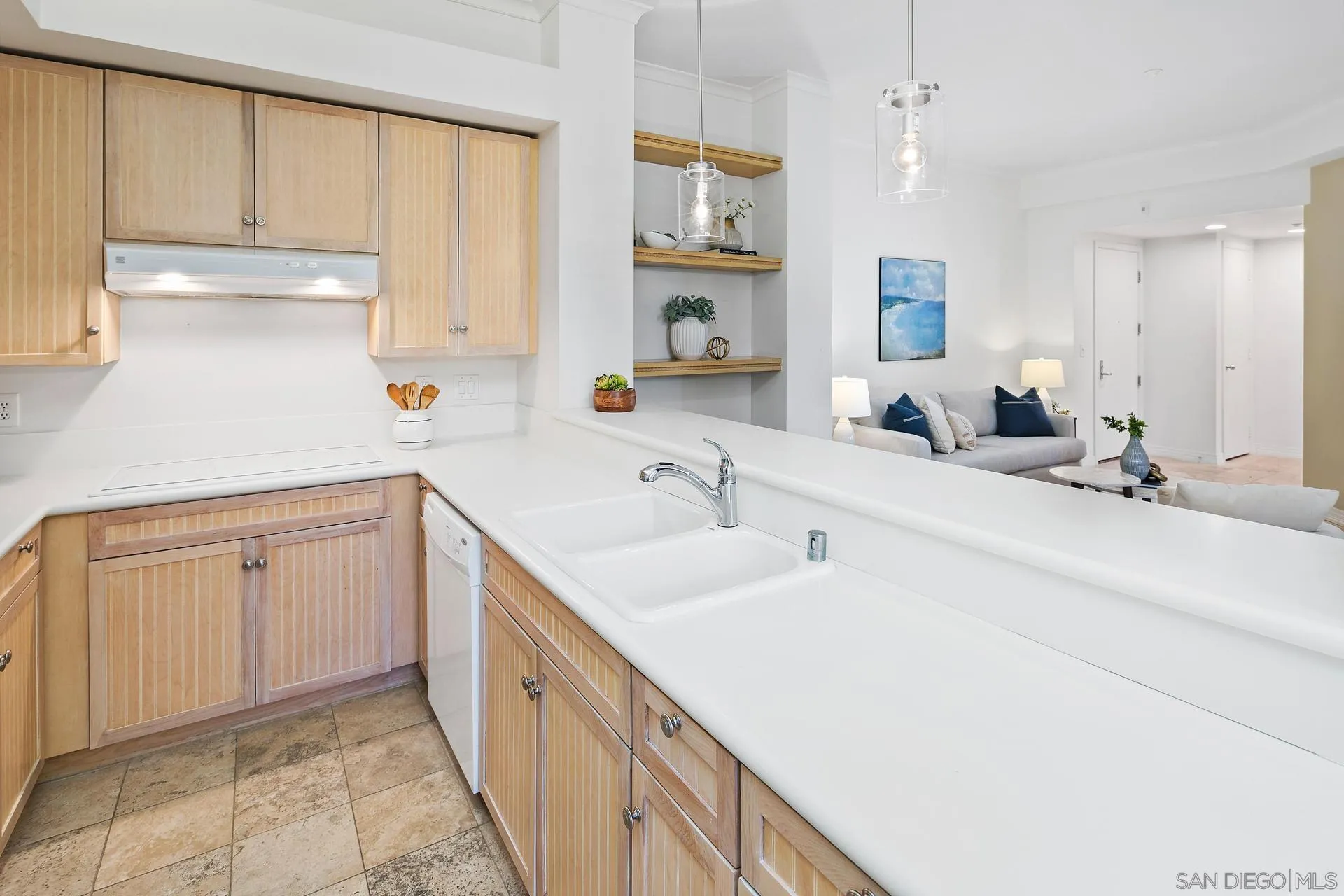 655 India St Unit 106