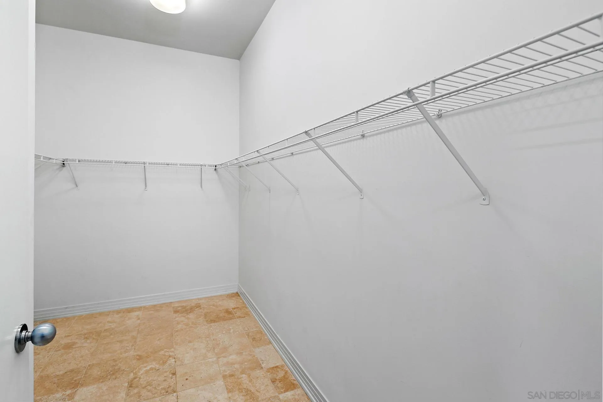 655 India St Unit 106