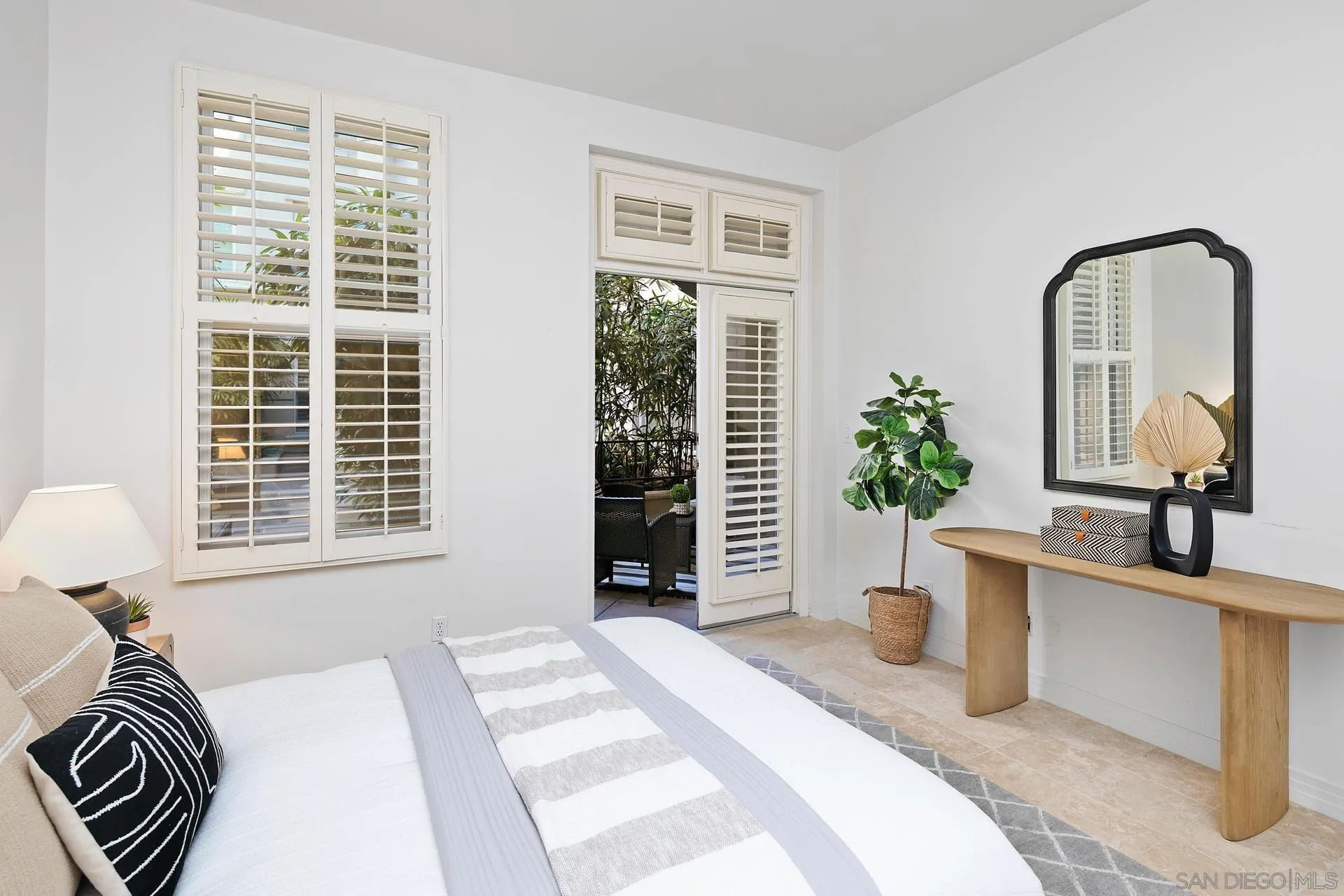 655 India St Unit 106