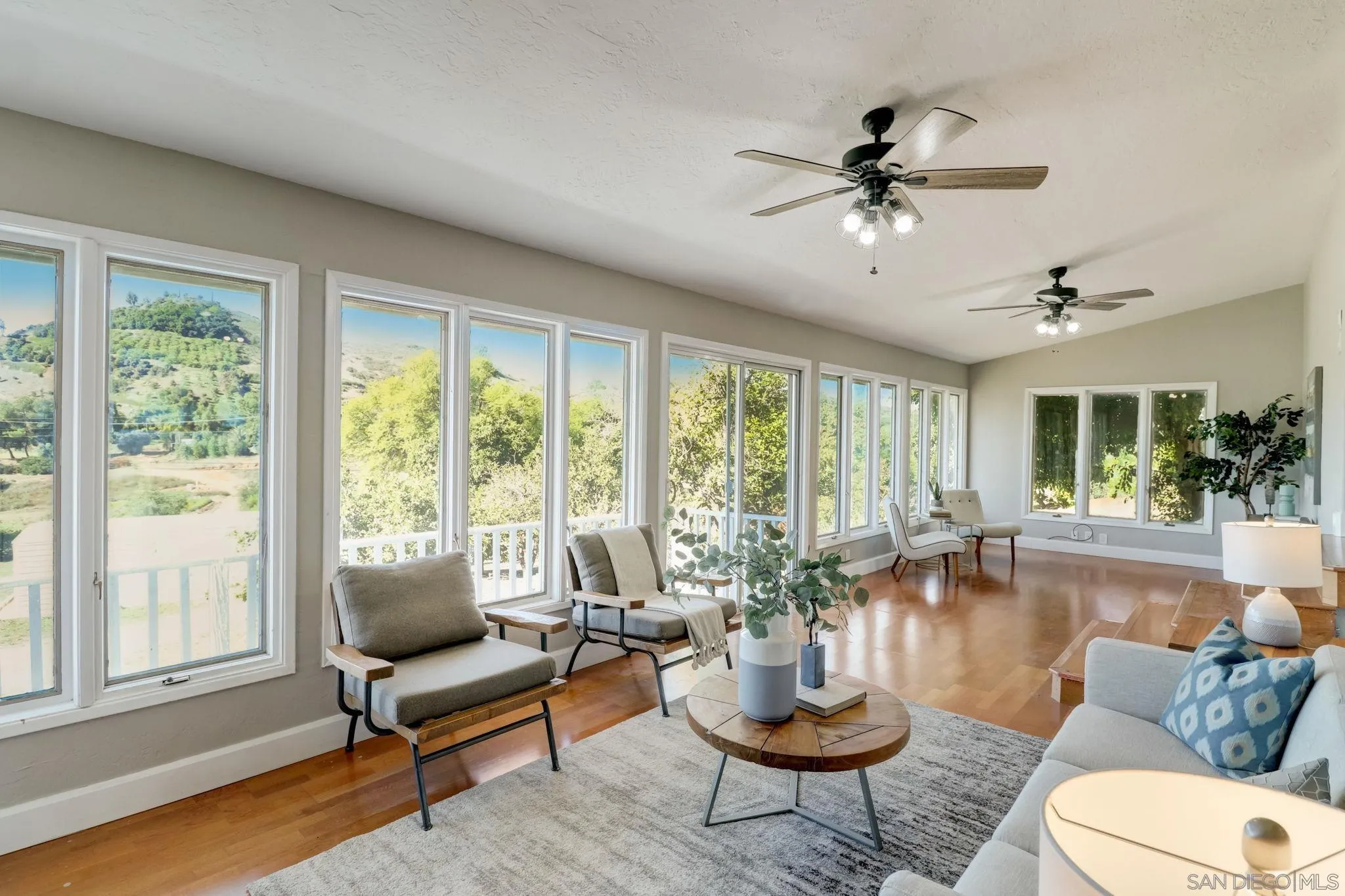 2175 Rainbow Glen Rd.