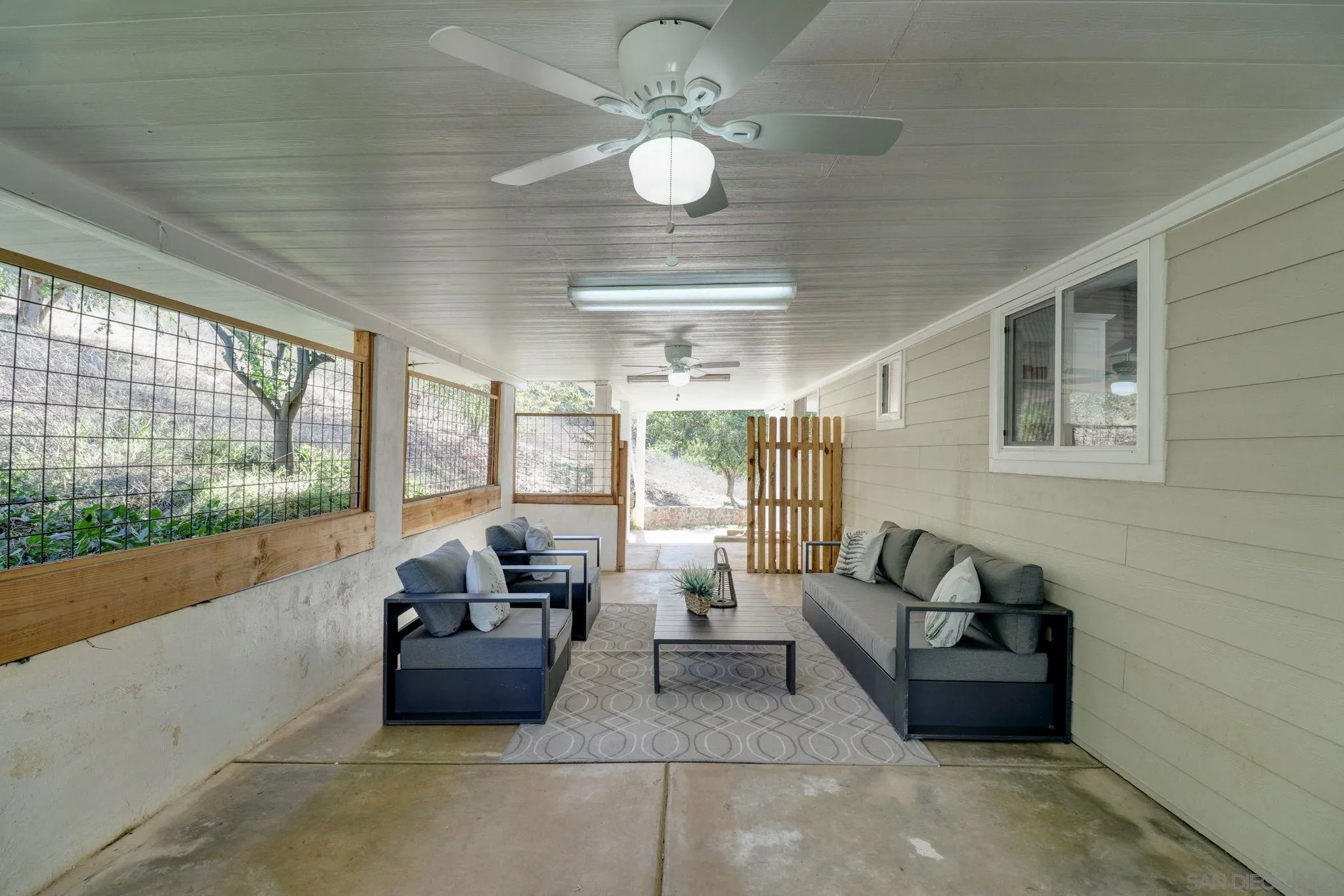 2175 Rainbow Glen Rd.