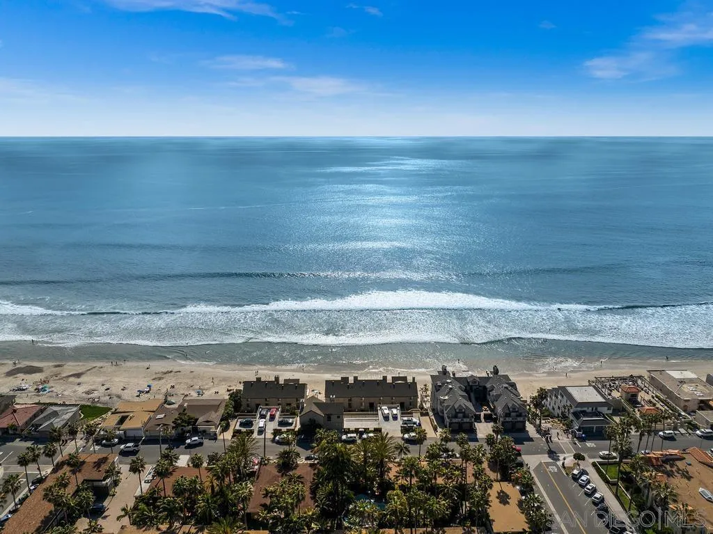 2955 Ocean St Unit 16