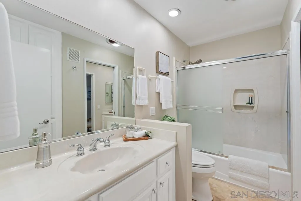 2955 Ocean St Unit 16