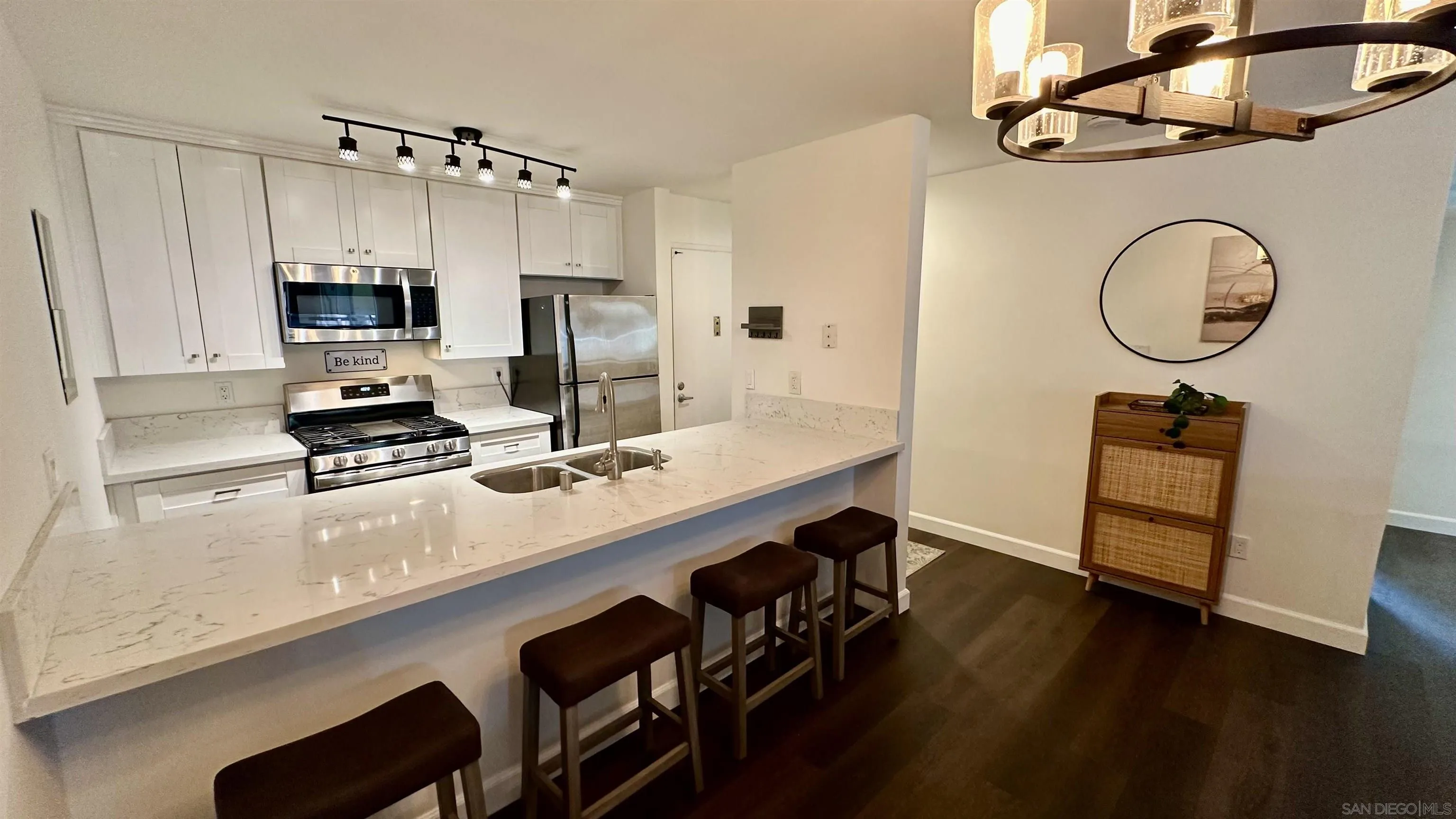1615 Hotel Circle S Unit D102