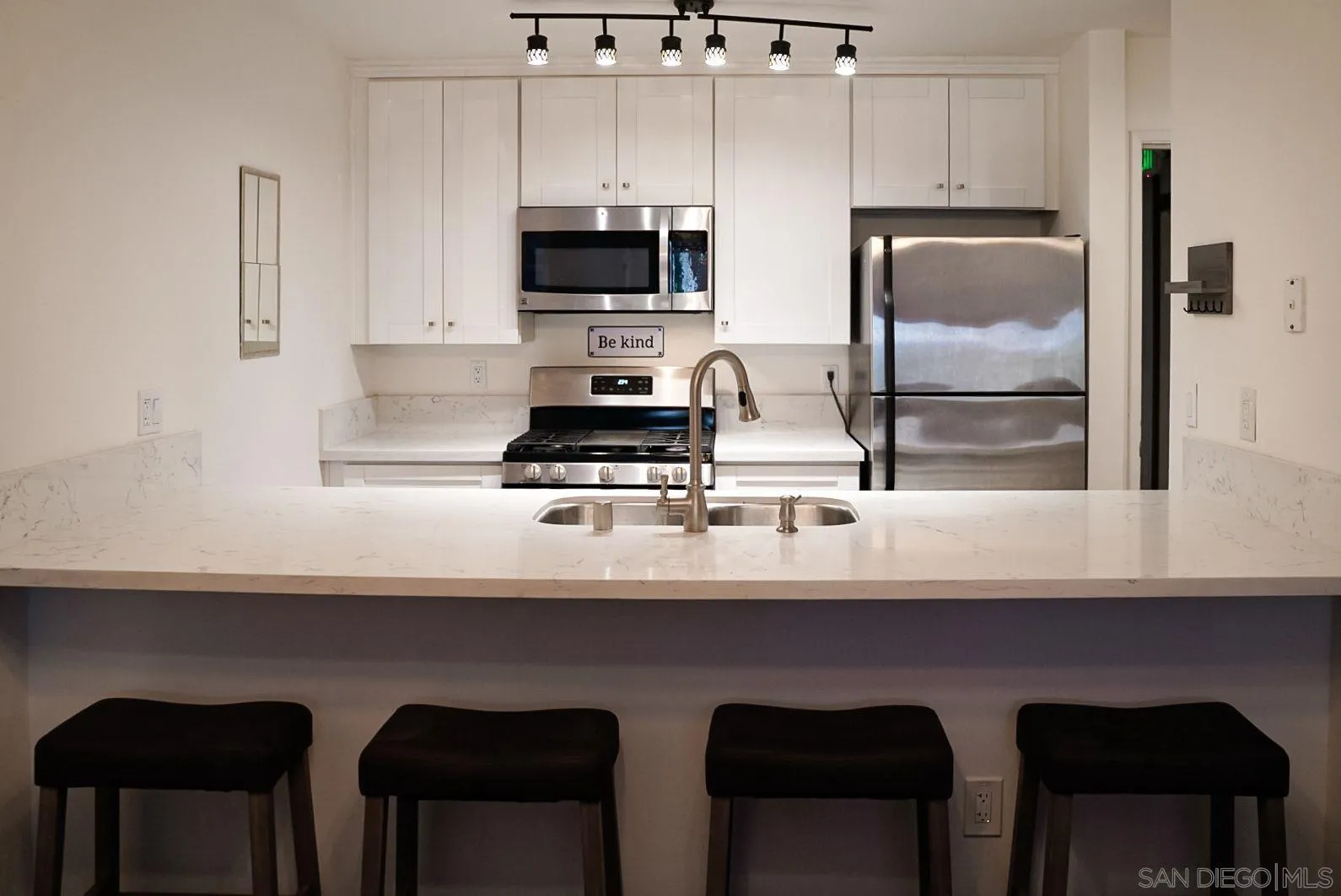 1615 Hotel Circle S Unit D102