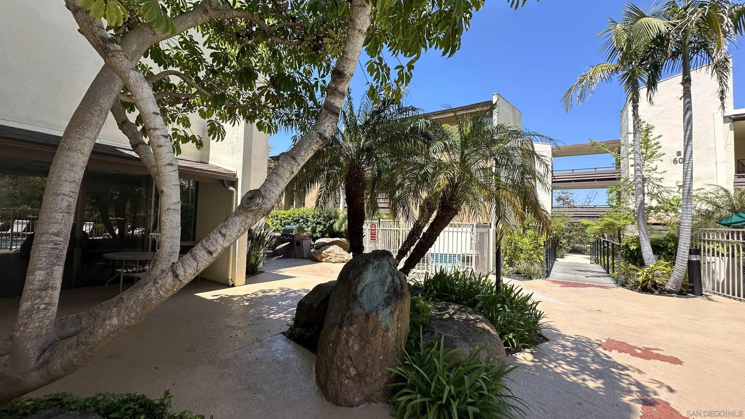 1615 Hotel Circle S Unit D102