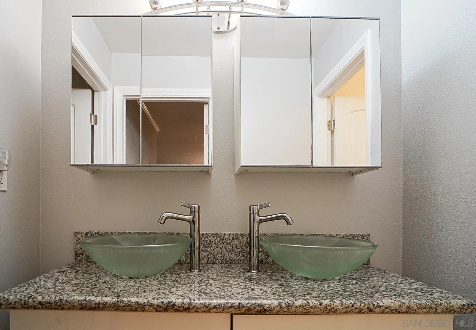 1615 Hotel Circle S Unit D208