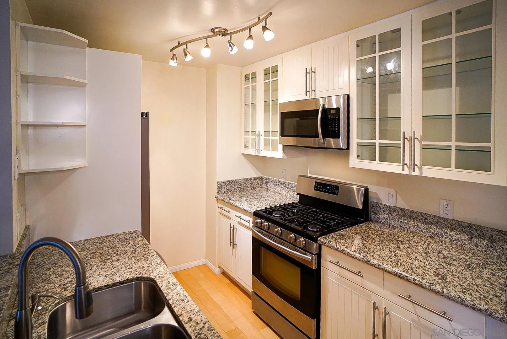 1615 Hotel Circle S Unit D208