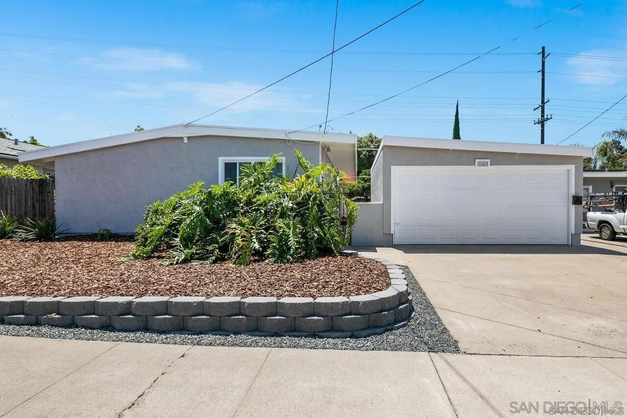 8569 Blue Lake Dr