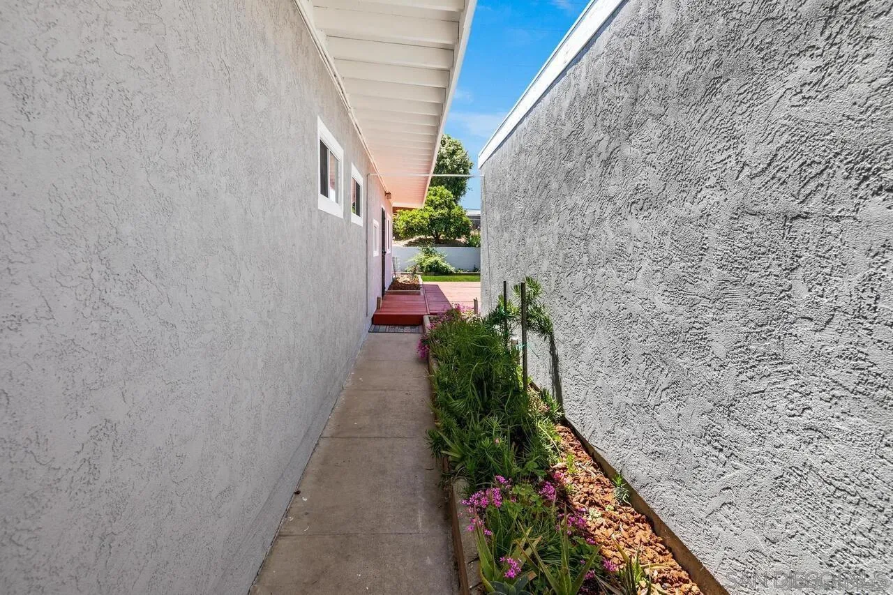 8569 Blue Lake Dr