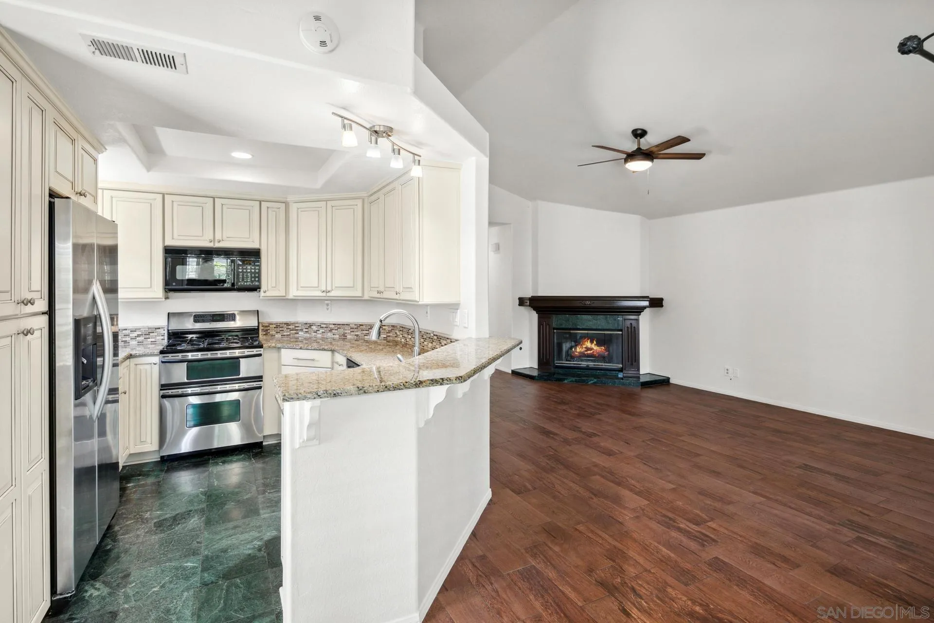 1217 Pearlbush Ct