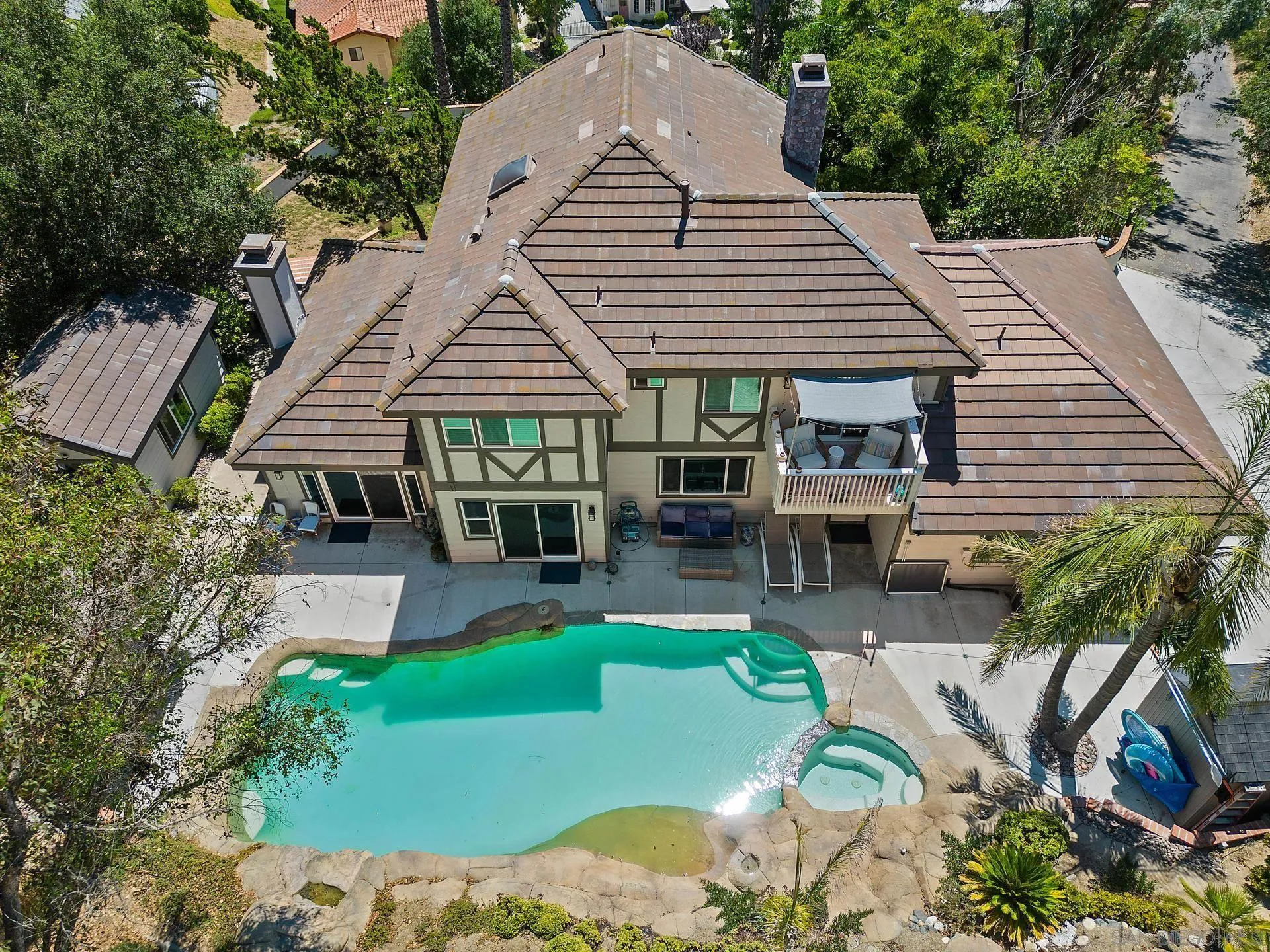 2759 Secret Lake Ln