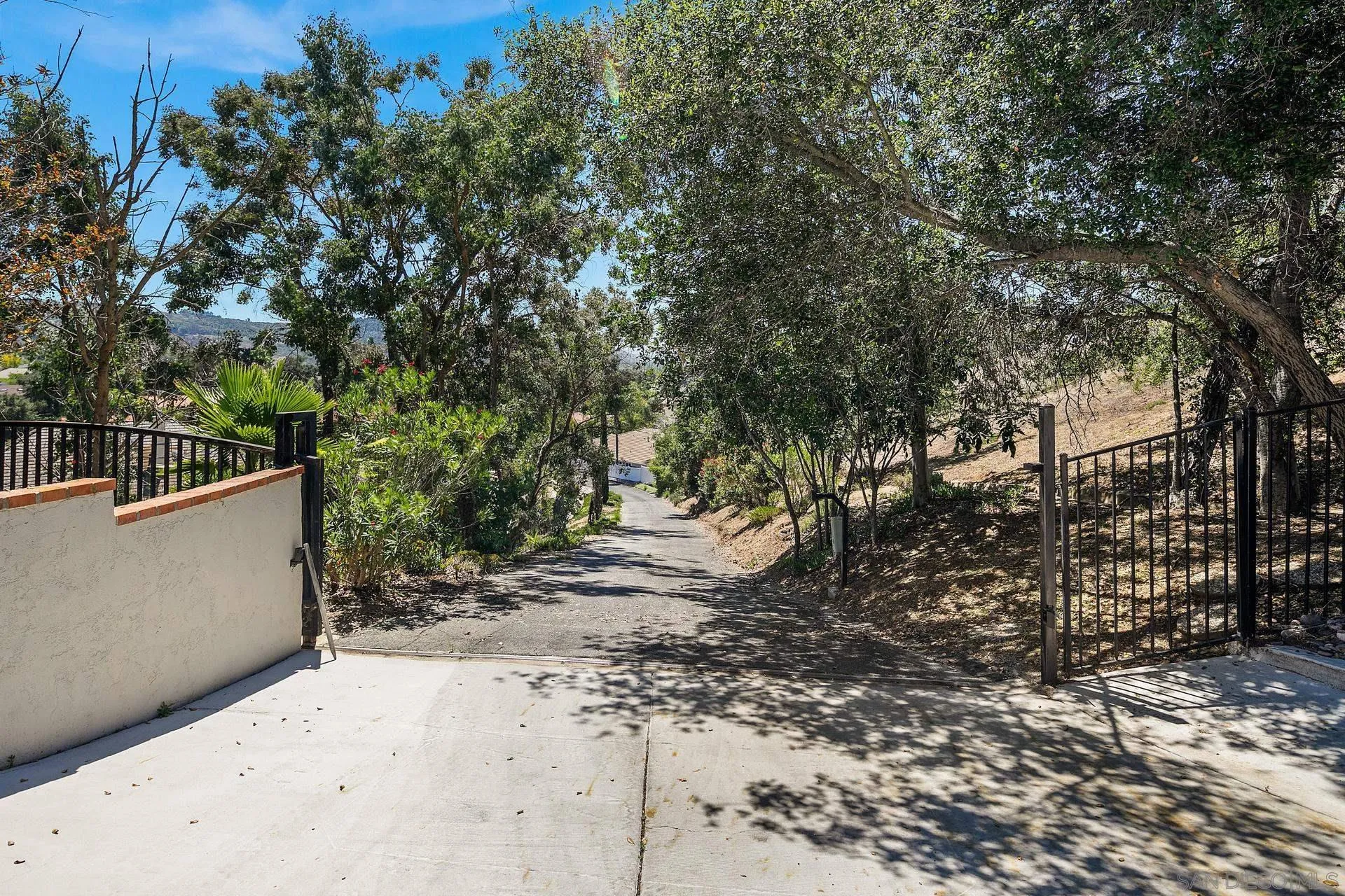 2759 Secret Lake Ln