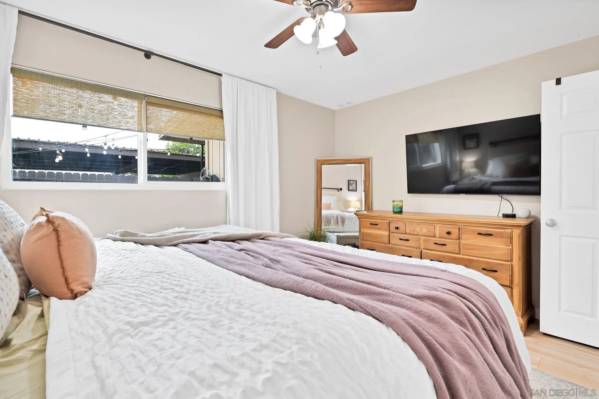 901 N Fig St. E Unit E