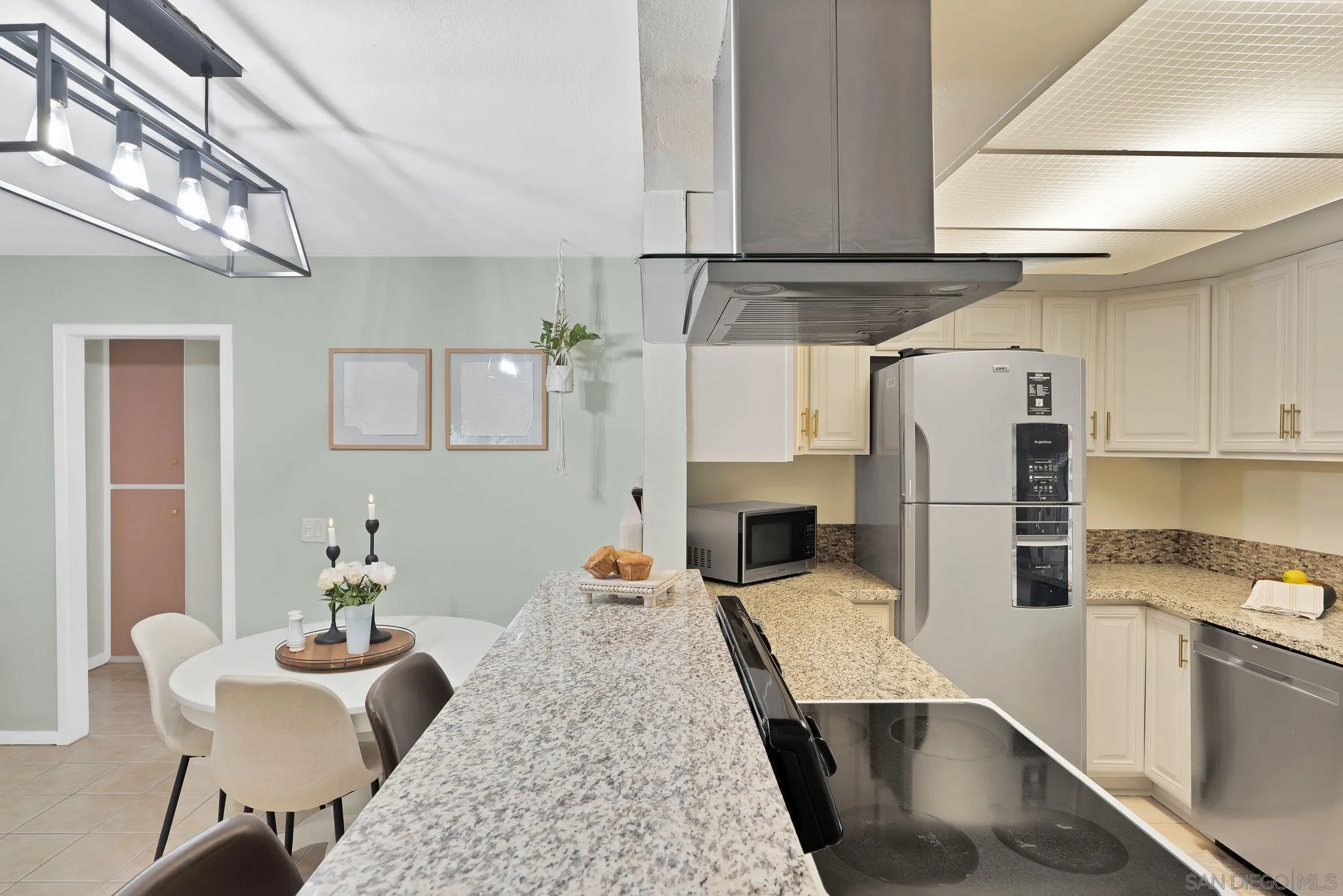 901 N Fig St. E Unit E