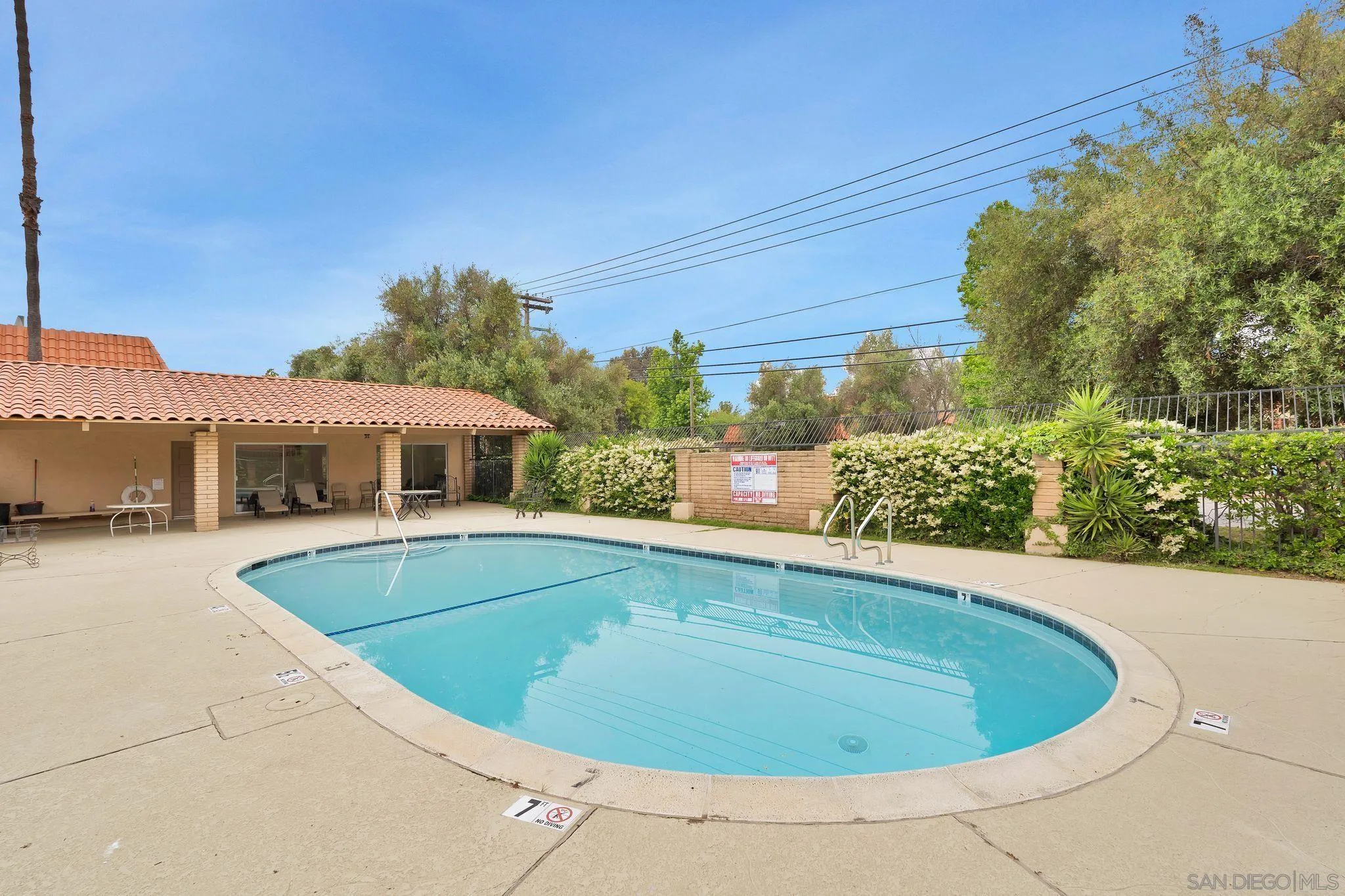 901 N Fig St. E Unit E