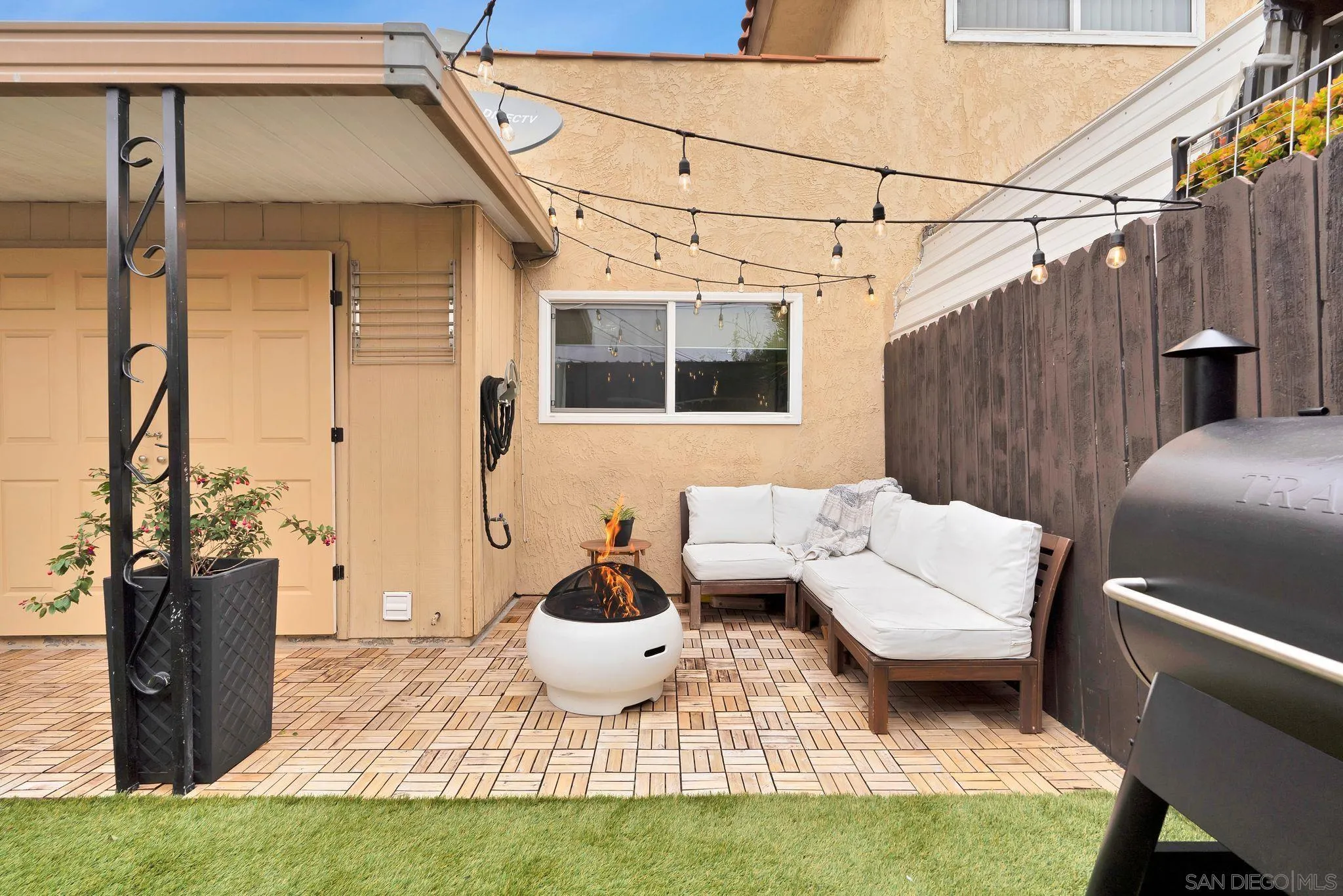 901 N Fig St. E Unit E
