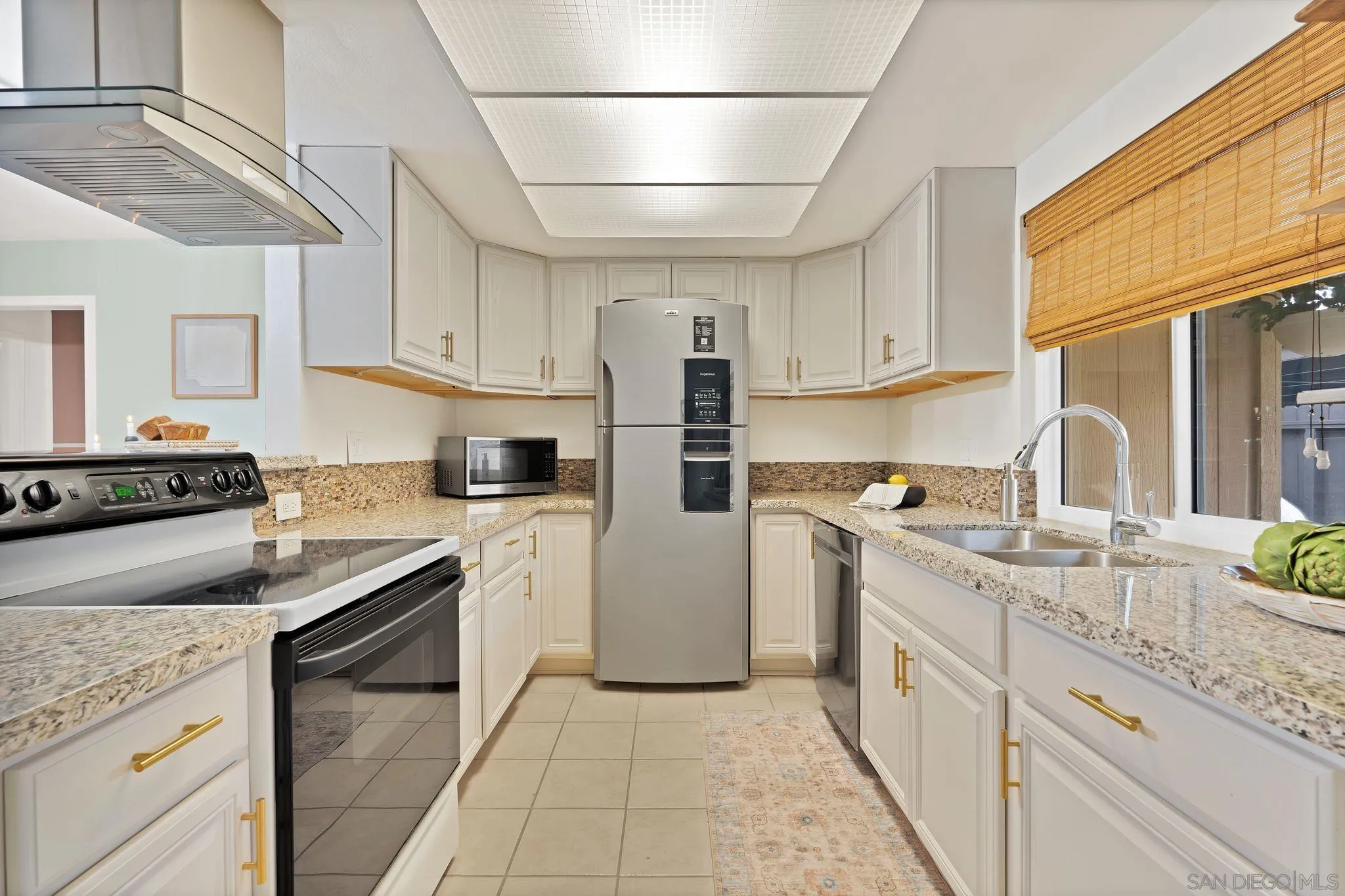901 N Fig St. E Unit E
