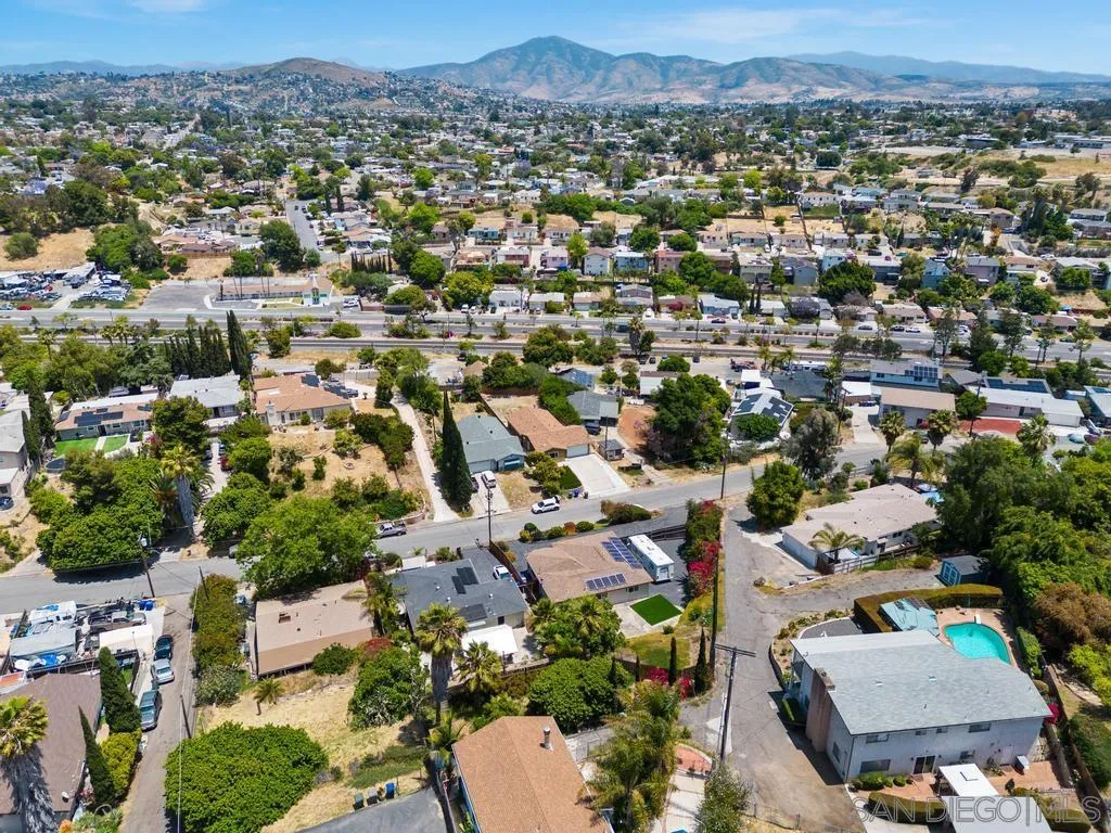 2128 El Prado Ave