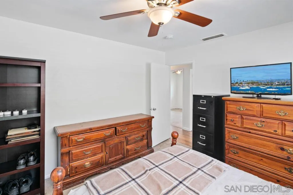 2128 El Prado Ave
