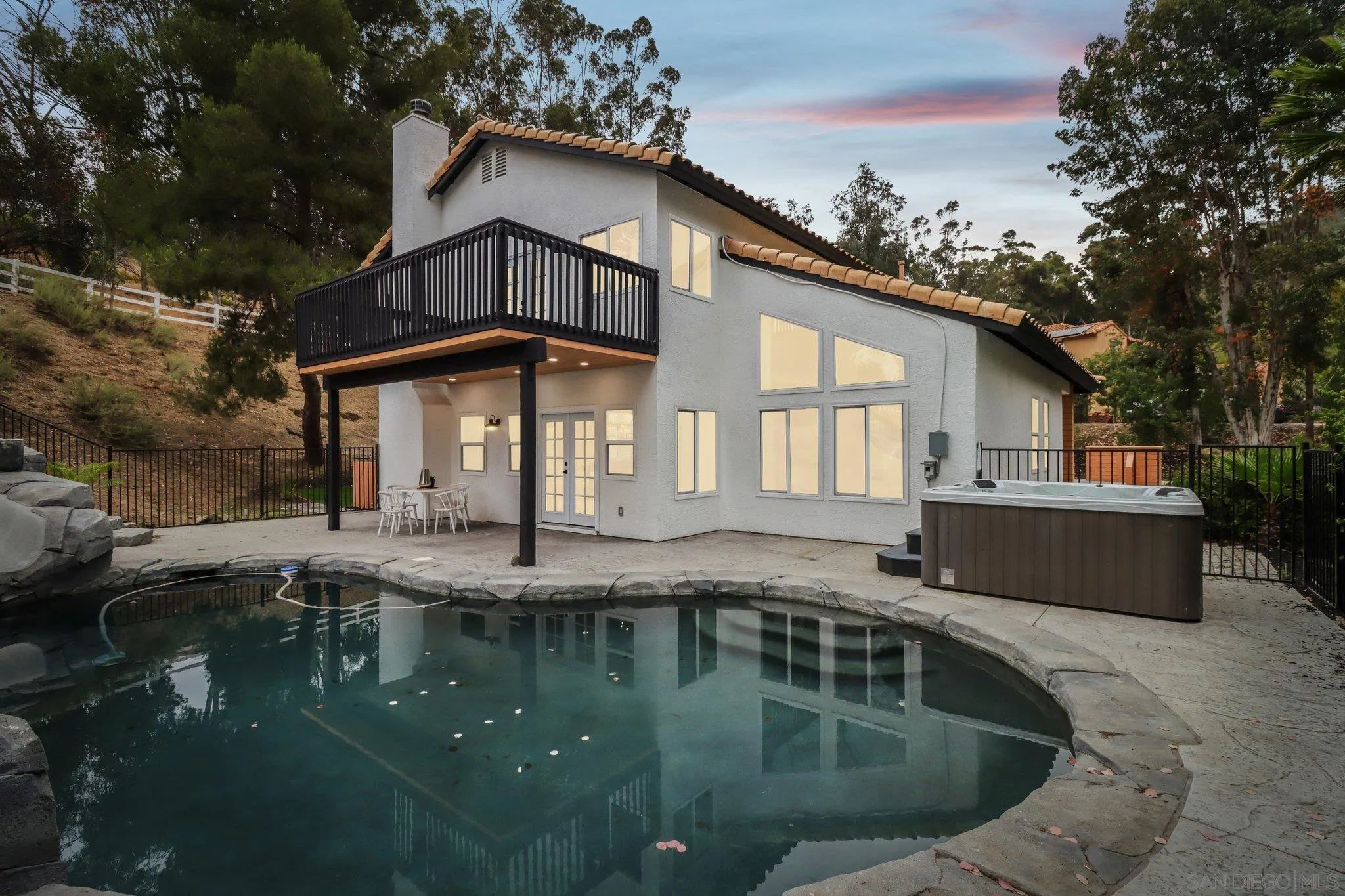 25984 Kaywood Way