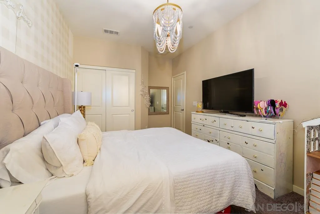 4188 Camino Campana
