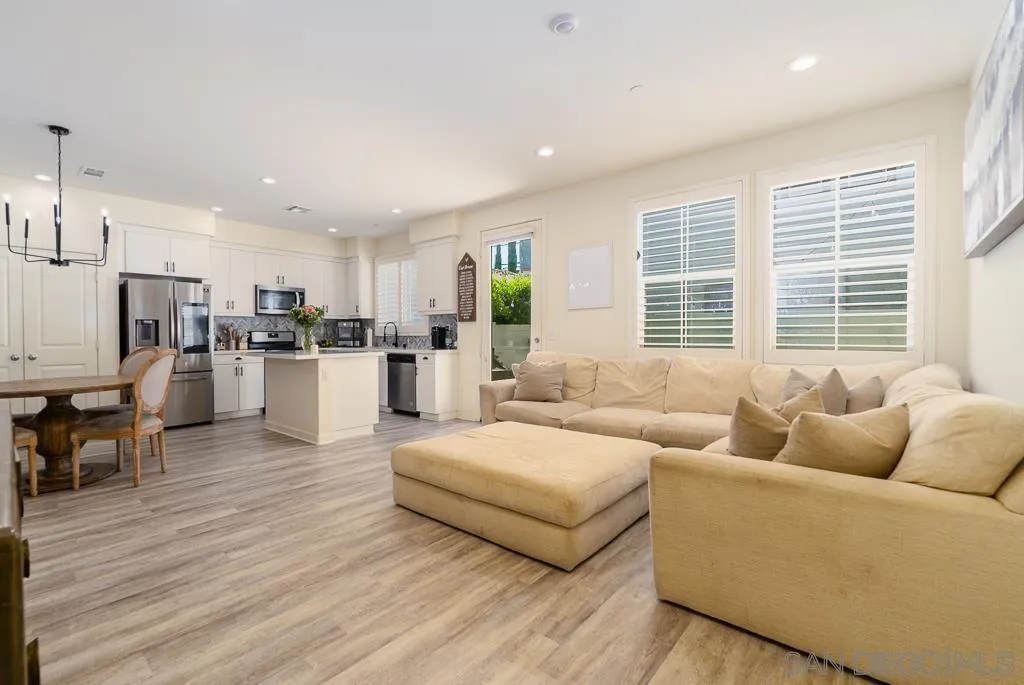 4188 Camino Campana
