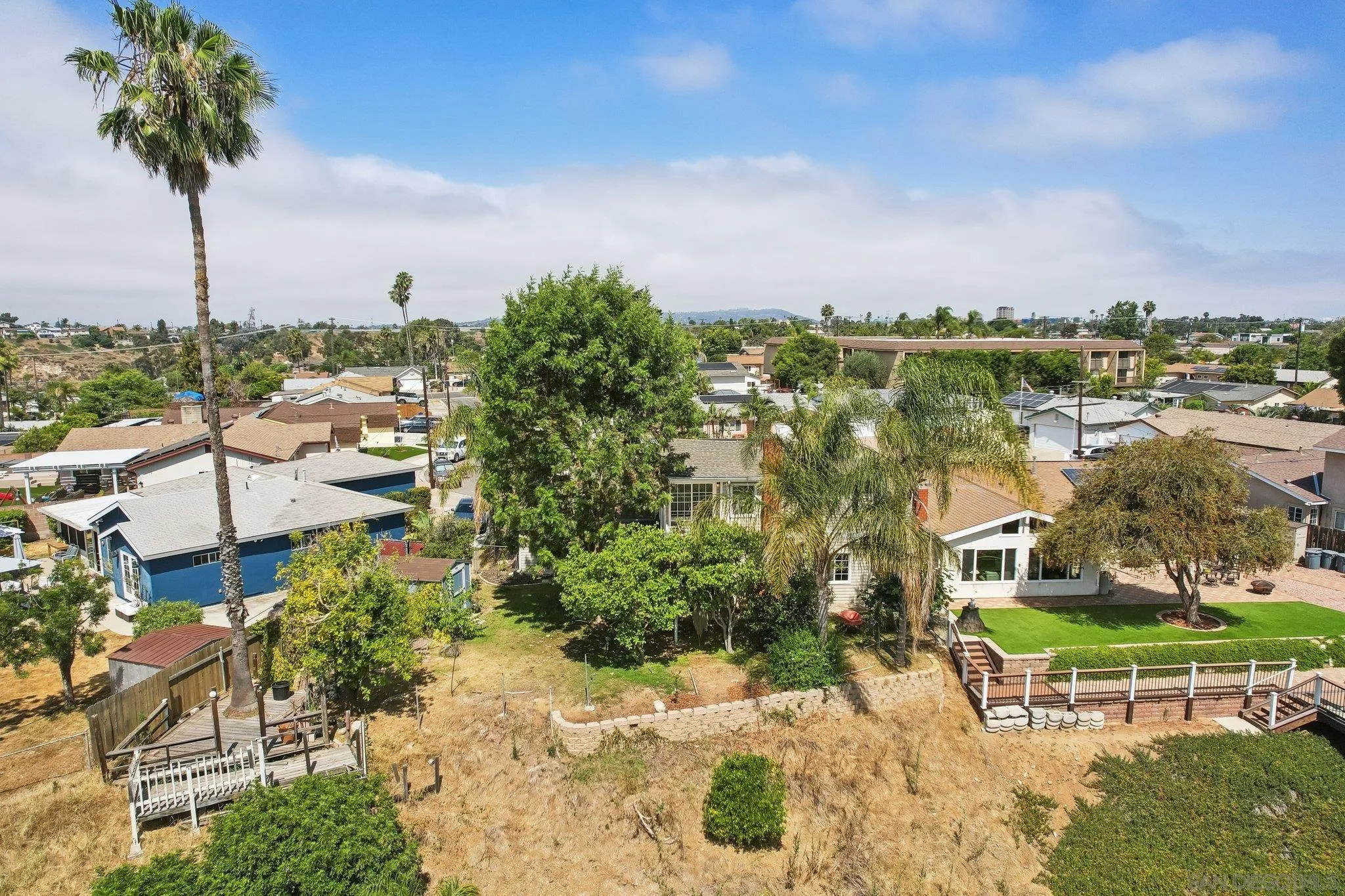 6853 Lanewood Ct