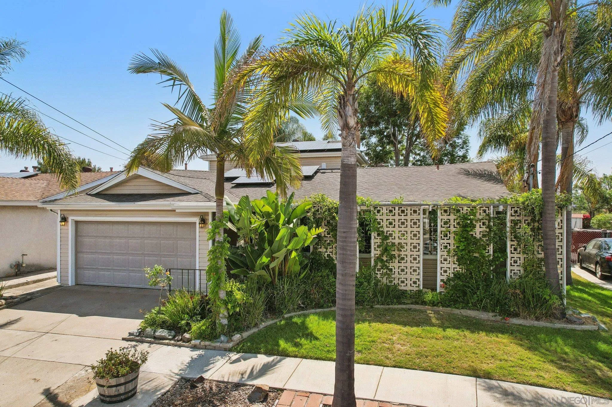 6853 Lanewood Ct
